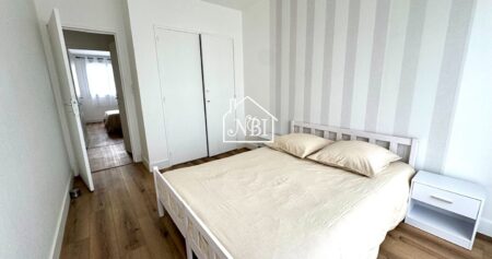 À LOUER Chambre en colocation dans appartement meublé de 90m2 à LAVAL