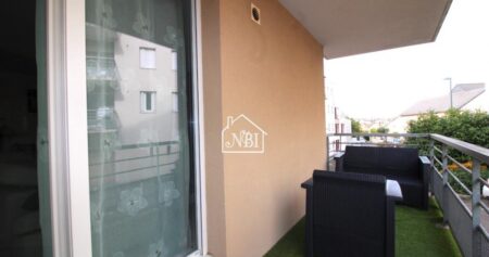 À LOUER Appartement T2 meublé 55 m2 LAVAL