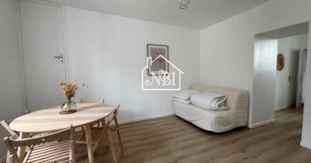 À LOUER Appartement T1 BIS meublé 26,89 m2 LAVAL CENTRE-VILLE RIVE GAUCHE