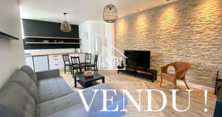 À VENDRE Immeuble de rapport 8 lots LAVAL HYPER CENTRE