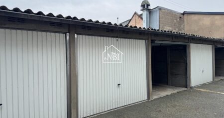 À LOUER Garage /box fermé LAVAL